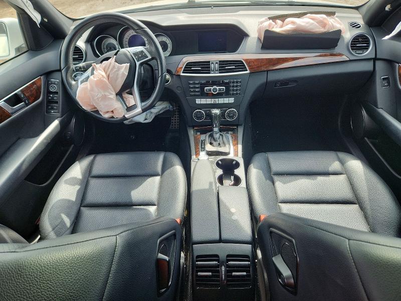 2013 Mercedes-benz C მანქანა იყიდება აუქციონზე, vin: WDDGF8ABXDR273403, აუქციონის ნომერი: 56789006