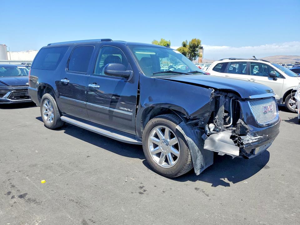 56258846 :رقم المزاد ، 1GKS1MEF3BR226255 vin ، 2011 Gmc Yukon Xl مزاد بيع