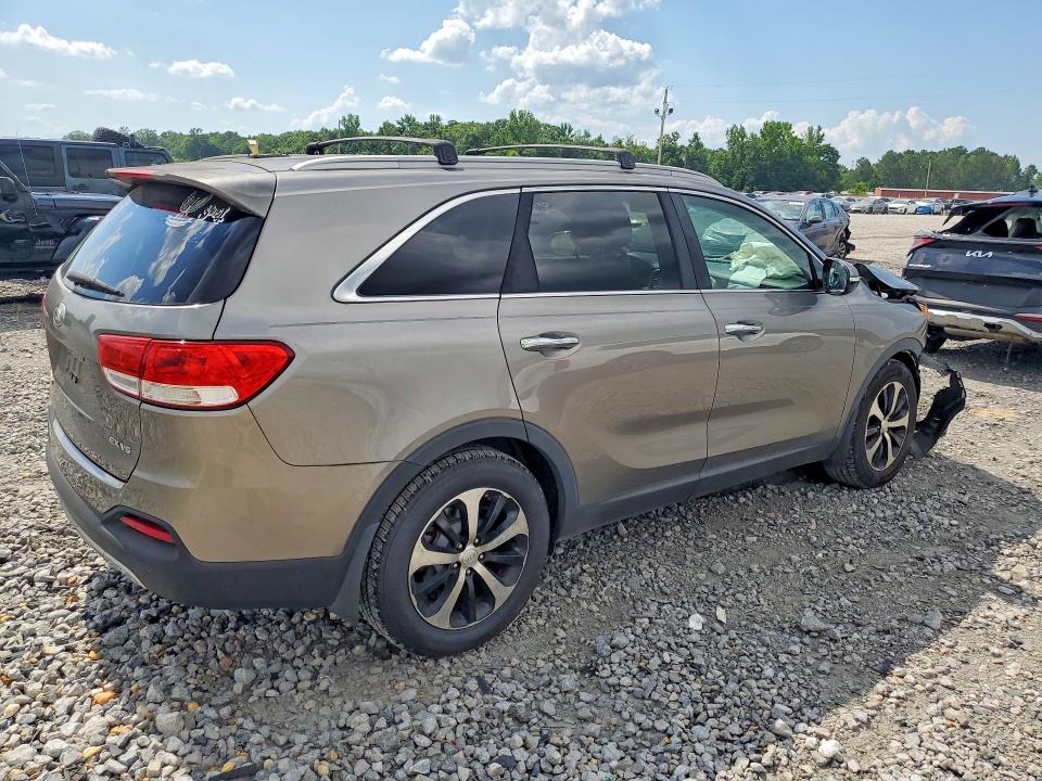 2016 Kia Sorento მანქანა იყიდება აუქციონზე, vin: 5XYPH4A50GG104890, აუქციონის ნომერი: 56618066