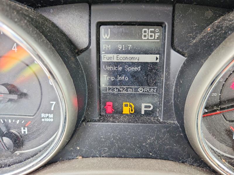 Продажа на аукционе авто 2011 Jeep Grnd Cheroke, vin: 1J4RR4GG2BC643310, номер лота: 57921626