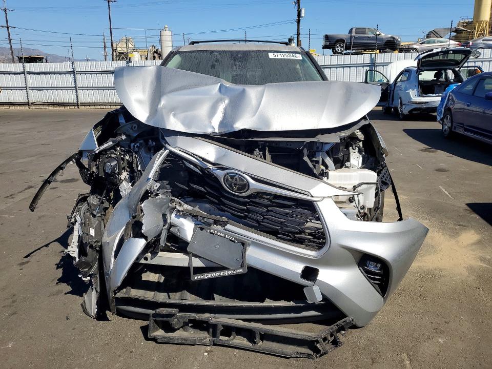 57125346 :رقم المزاد ، 5TDZZRAH6MS056291 vin ، 2021 Toyota Highlander مزاد بيع