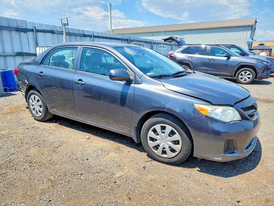 57124706 :رقم المزاد ، 2T1BU4EE9DC074828 vin ، 2013 Toyota Corolla مزاد بيع