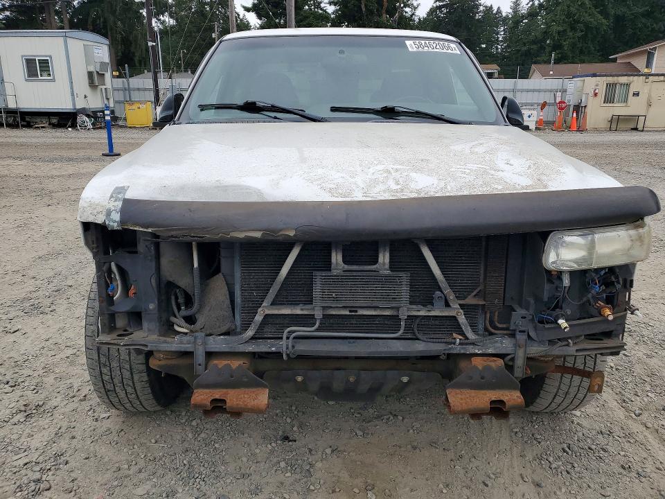 58462066 :رقم المزاد ، 2GCEC19T311180550 vin ، 2001 Chevrolet Silverado مزاد بيع