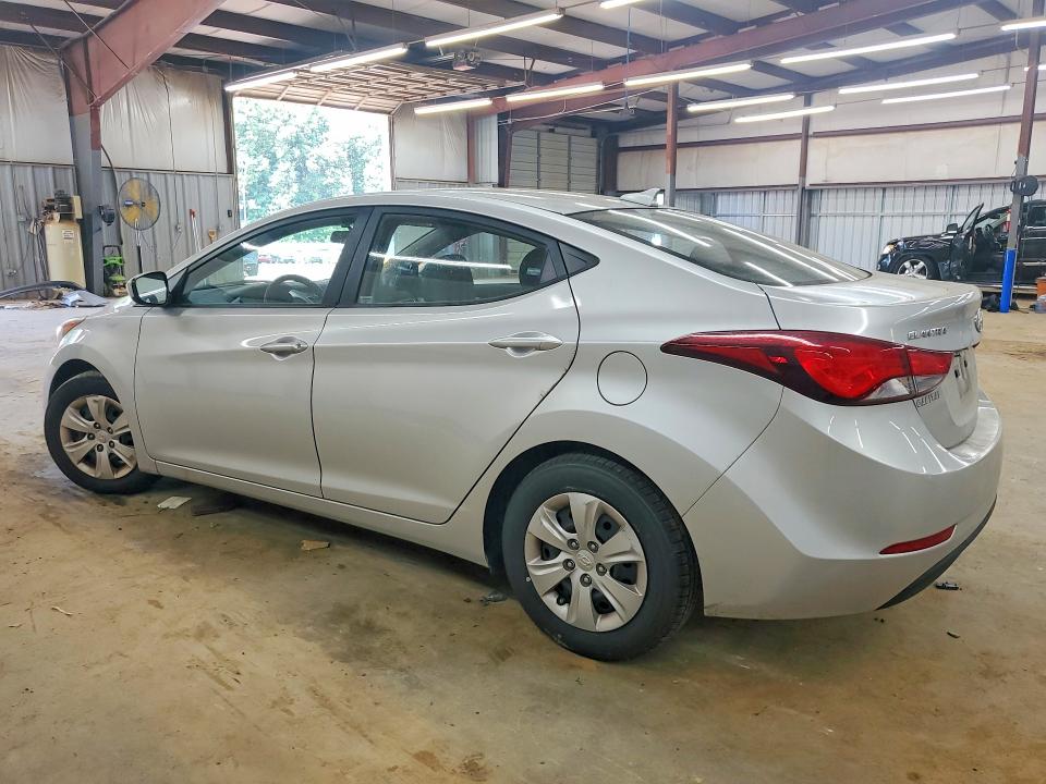 Продаж на аукціоні авто 2016 Hyundai Elantra, vin: 5NPDH4AE5GH698047, номер лоту: 55831816