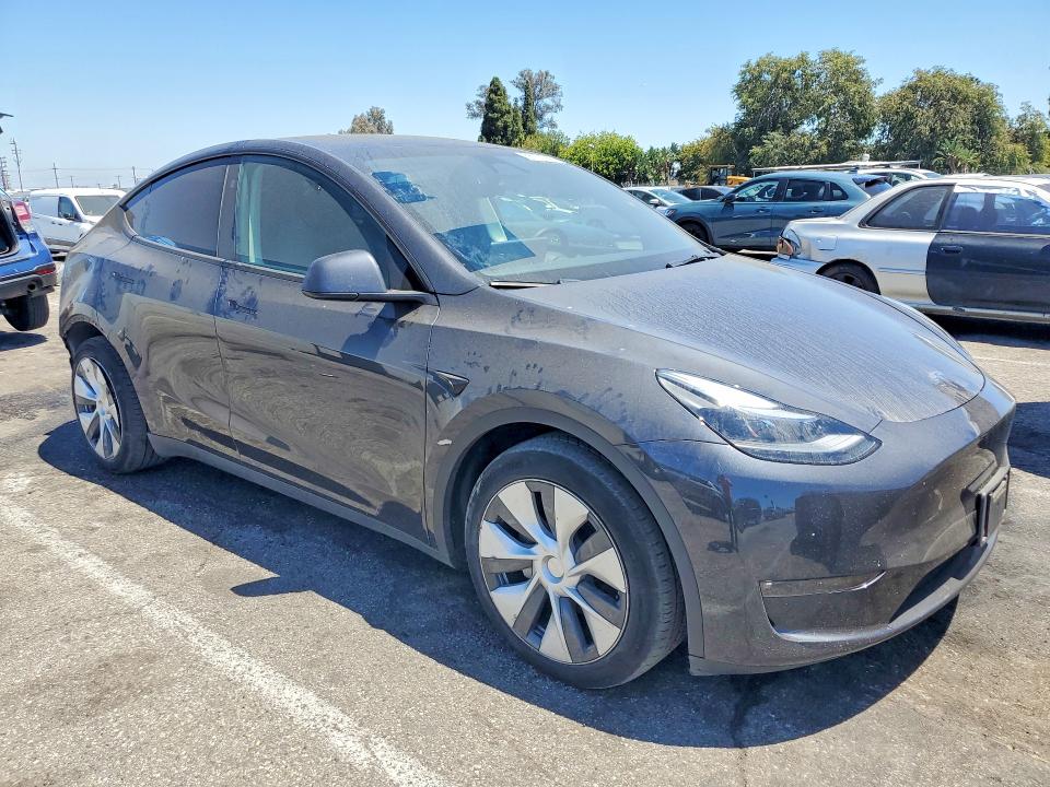 2024 Tesla Model Y მანქანა იყიდება აუქციონზე, vin: 7SAYGAEE8RF037534, აუქციონის ნომერი: 56101566