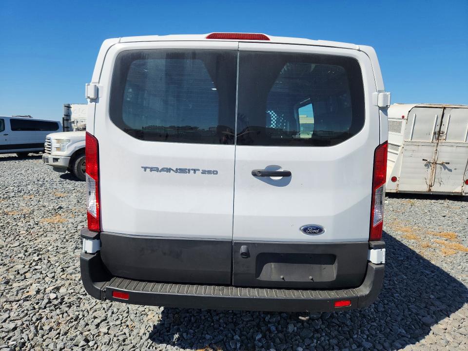 60901476 :رقم المزاد ، 1FTBR1Y82RKA33341 vin ، 2024 Ford Transit مزاد بيع