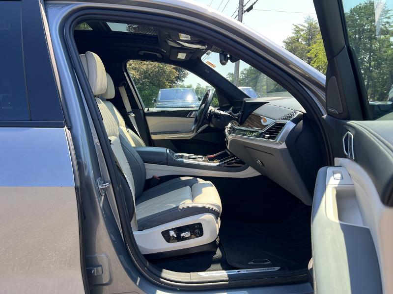 59316726 :رقم المزاد ، 5UX23EM00P9P15677 vin ، 2023 Bmw X7 مزاد بيع