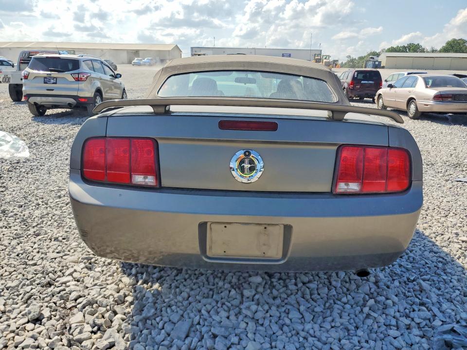 56844646 :رقم المزاد ، 1ZVFT84NX55220310 vin ، 2005 Ford Mustang مزاد بيع