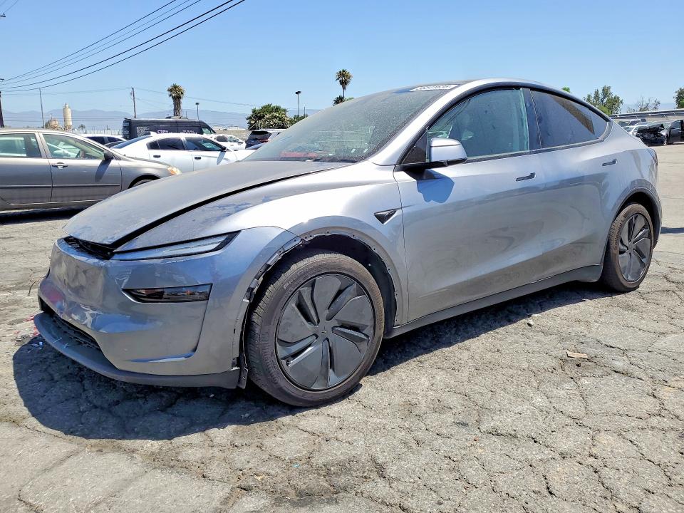 2026 Tesla Model Y მანქანა იყიდება აუქციონზე, vin: 7SAYGDEE2TF343637, აუქციონის ნომერი: 56541636