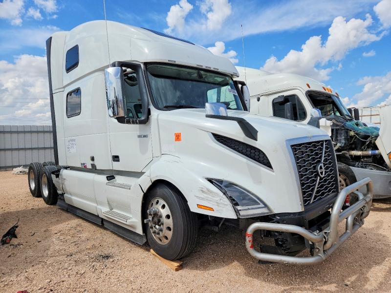 54185606 :رقم المزاد ، 4V4NC9EH6LN244201 vin ، 2020 Volvo Vnl مزاد بيع