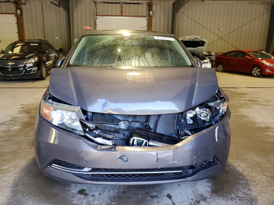 57482416 :رقم المزاد ، 5FNRL5H66FB131383 vin ، 2015 Honda Odyssey مزاد بيع