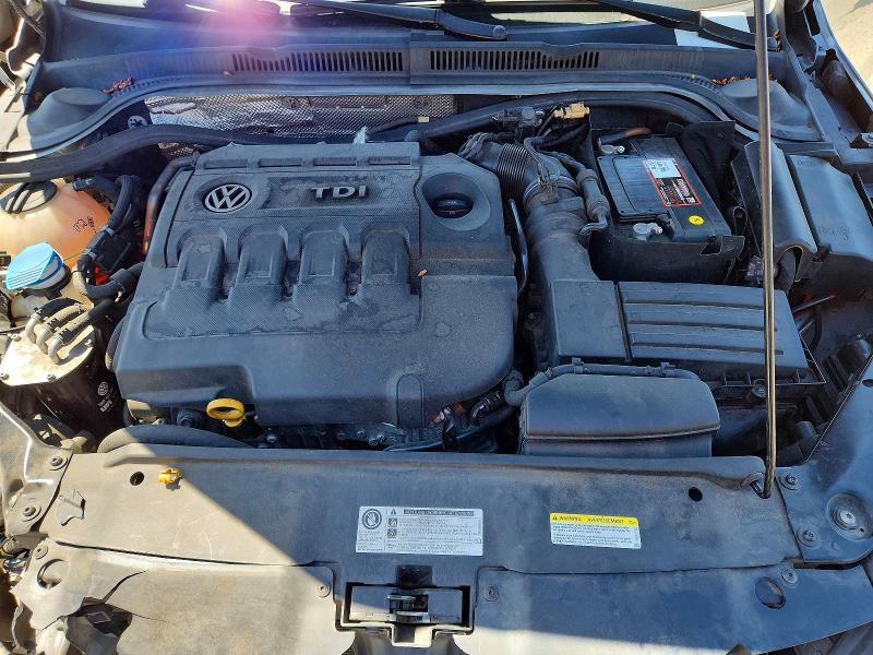 55951196 :رقم المزاد ، 3VWLA7AJ1FM302748 vin ، 2015 Volkswagen Jetta مزاد بيع