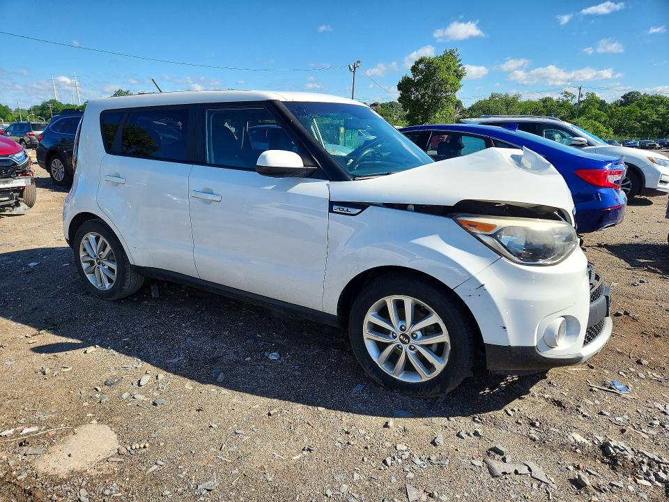 Продажа на аукционе авто 2018 Kia Soul, vin: KNDJP3A53J7888778, номер лота: 57295196
