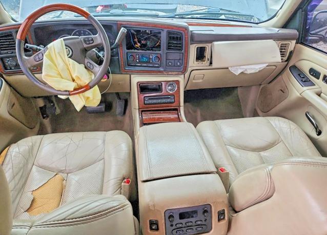 2004 Cadillac Escalade მანქანა იყიდება აუქციონზე, vin: 1GYEK63N14R174715, აუქციონის ნომერი: 57610716