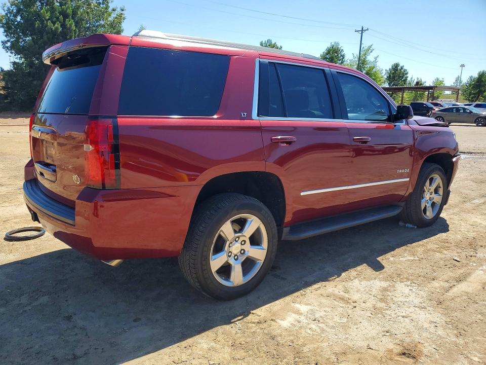 55471786 :رقم المزاد ، 1GNSCBKC1HR351808 vin ، 2017 Chevrolet Tahoe مزاد بيع