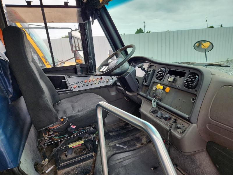 Продажа на аукционе авто 2009 Thomas Saf-t-liner C2, vin: 4UZABRDT89CAG2856, номер лота: 55926856