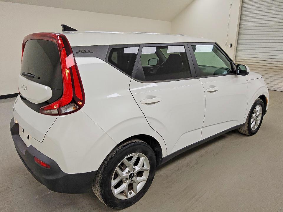 Продажа на аукционе авто 2022 Kia Soul, vin: KNDJ23AU6N7165292, номер лота: 57969886
