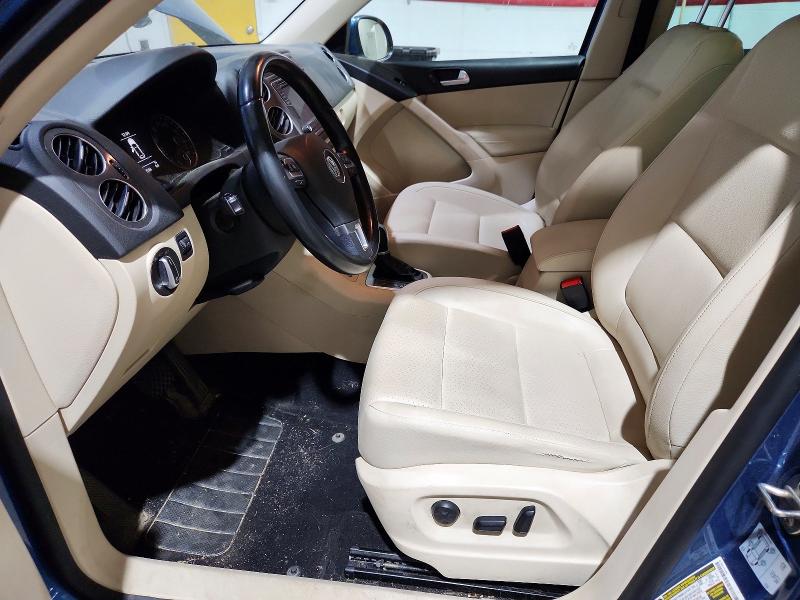 55707966 :رقم المزاد ، WVGSV7AX2HW500583 vin ، 2017 Volkswagen Tiguan مزاد بيع
