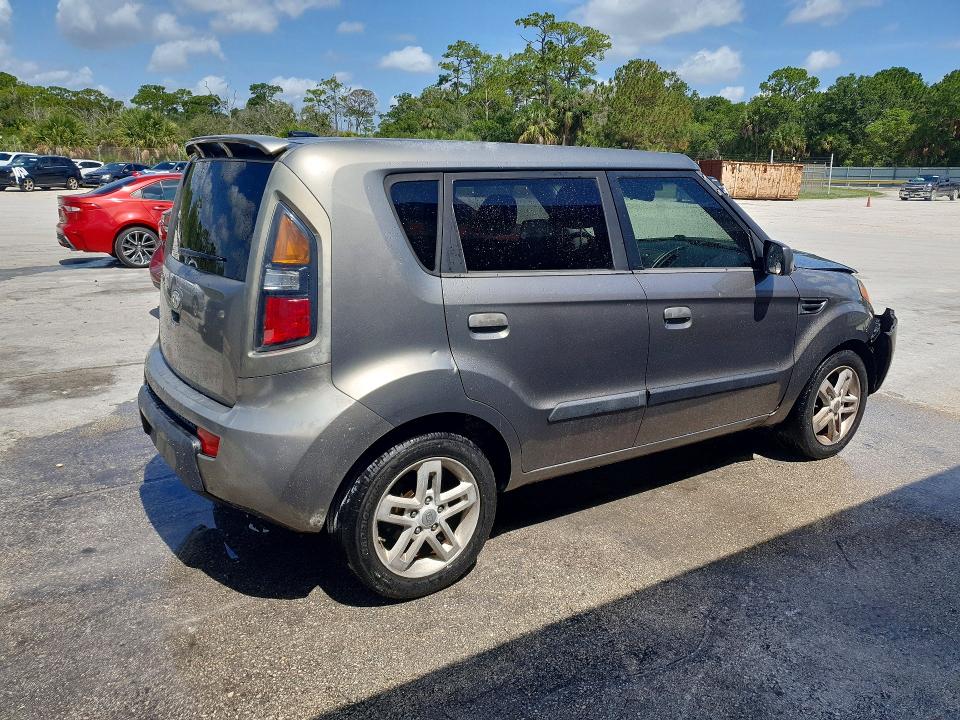 58687336 :رقم المزاد ، KNDJT2A29A7163732 vin ، 2010 Kia Soul مزاد بيع