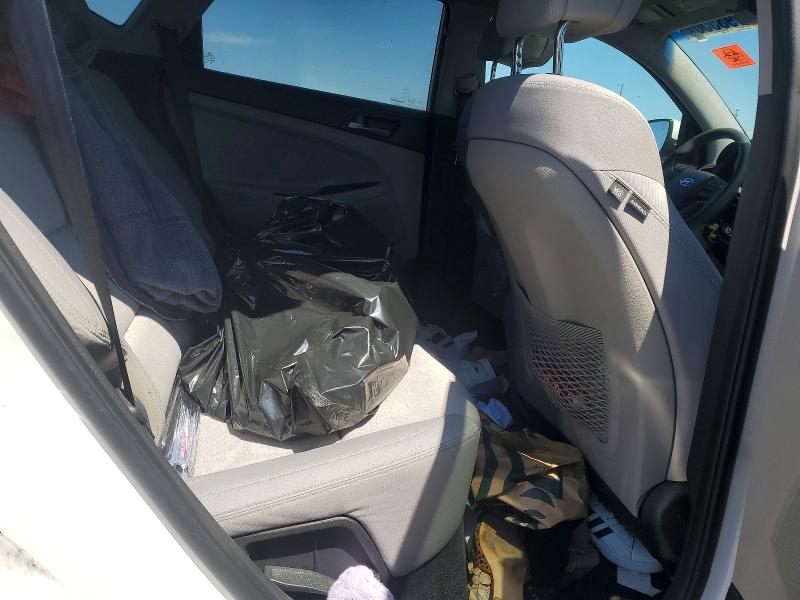2017 Hyundai Tucson მანქანა იყიდება აუქციონზე, vin: KM8J33A40HU297530, აუქციონის ნომერი: 59193556
