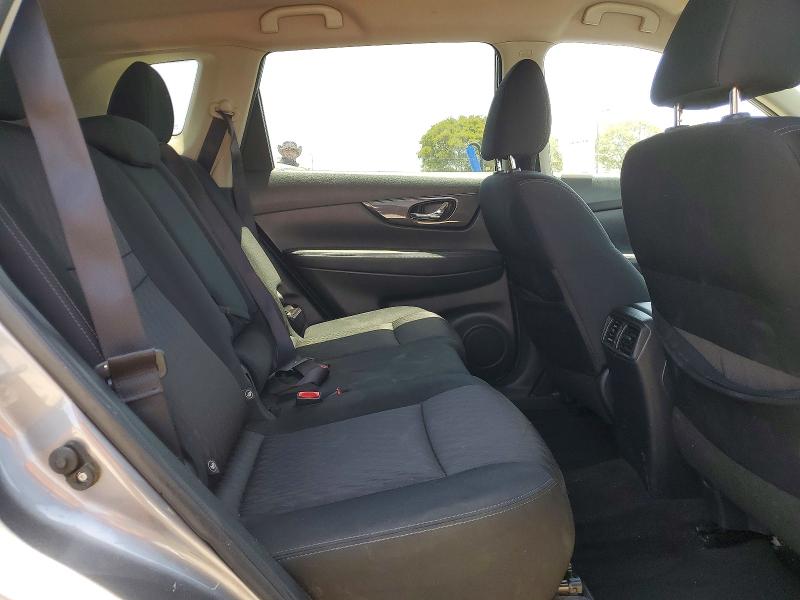 59537936 :رقم المزاد ، KNMAT2MT4HP522886 vin ، 2017 Nissan Rogue مزاد بيع