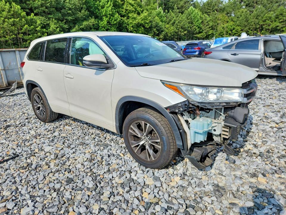 2018 Toyota Highlander მანქანა იყიდება აუქციონზე, vin: 5TDZZRFH5JS274338, აუქციონის ნომერი: 58718426