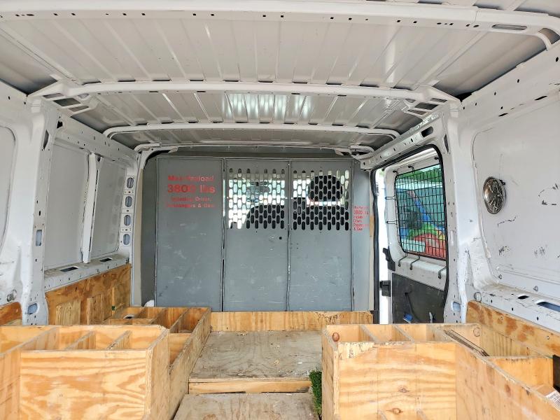 59020896 :رقم المزاد ، 3C6TRVAG4JE112117 vin ، 2018 Ram Promaster 1500 مزاد بيع