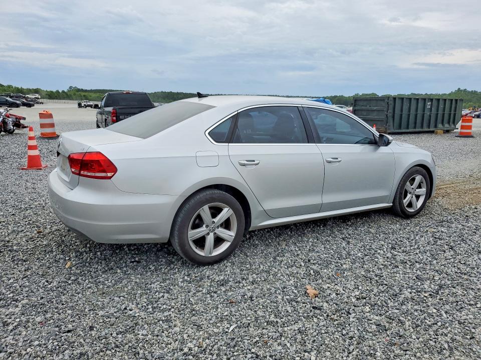 2012 Volkswagen Passat მანქანა იყიდება აუქციონზე, vin: 1VWBP7A34CC028034, აუქციონის ნომერი: 57361566