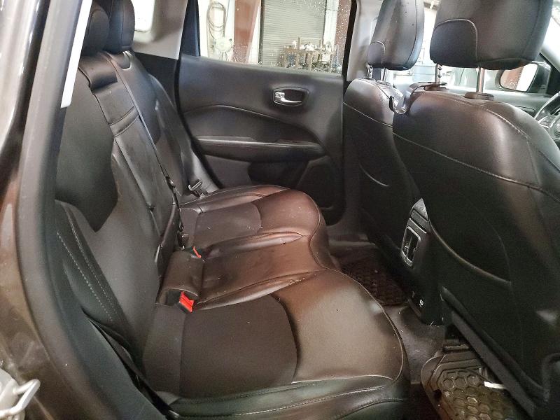 56673776 :رقم المزاد ، 3C4NJDBB0KT690170 vin ، 2019 Jeep Compass مزاد بيع