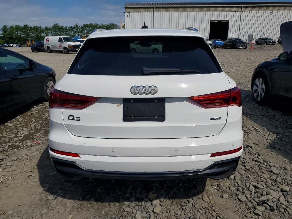 2020 Audi Q3 მანქანა იყიდება აუქციონზე, vin: WA1EECF32L1075849, აუქციონის ნომერი: 57930346