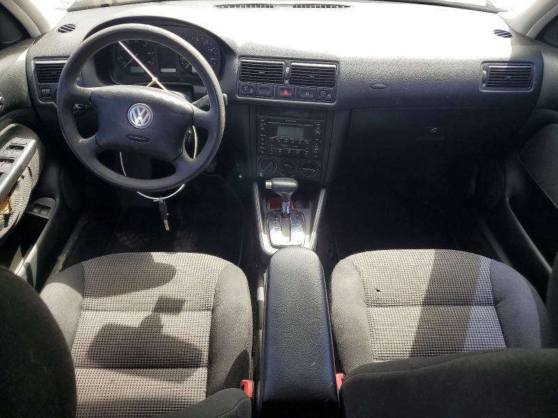 58213666 :رقم المزاد ، 9BWGL61J854005601 vin ، 2005 Volkswagen Golf مزاد بيع