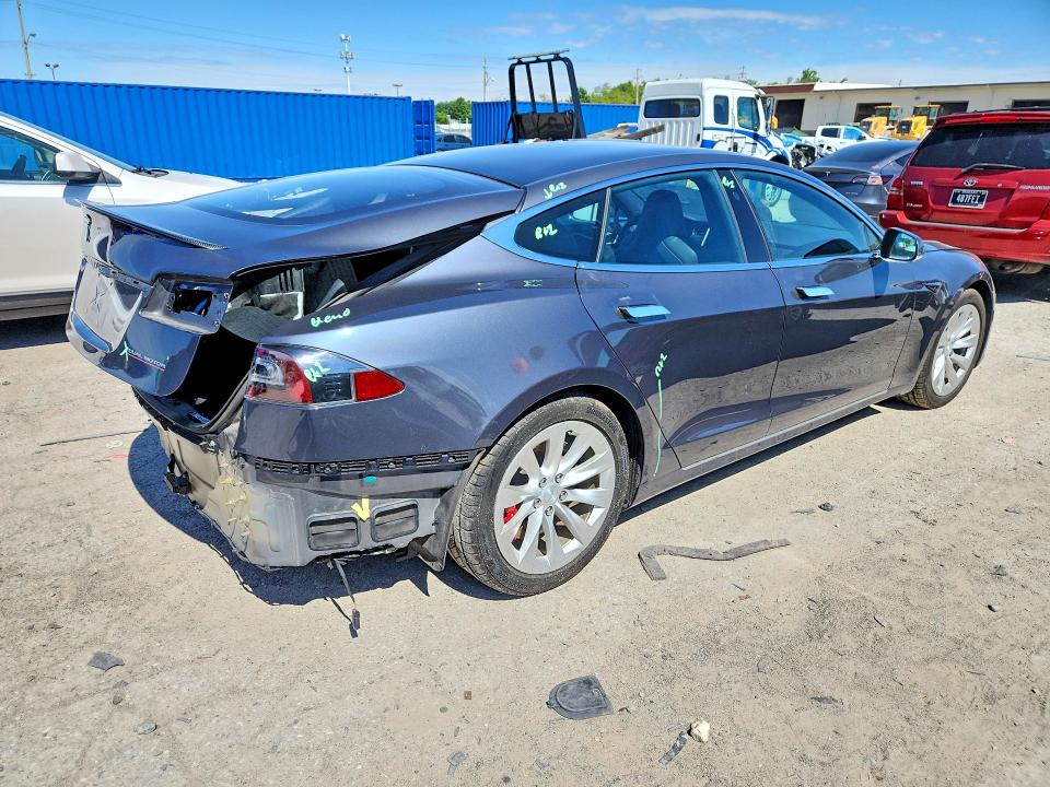 Продажа на аукционе авто 2019 Tesla Model S, vin: 5YJSA1E4XKF331275, номер лота: 57446996