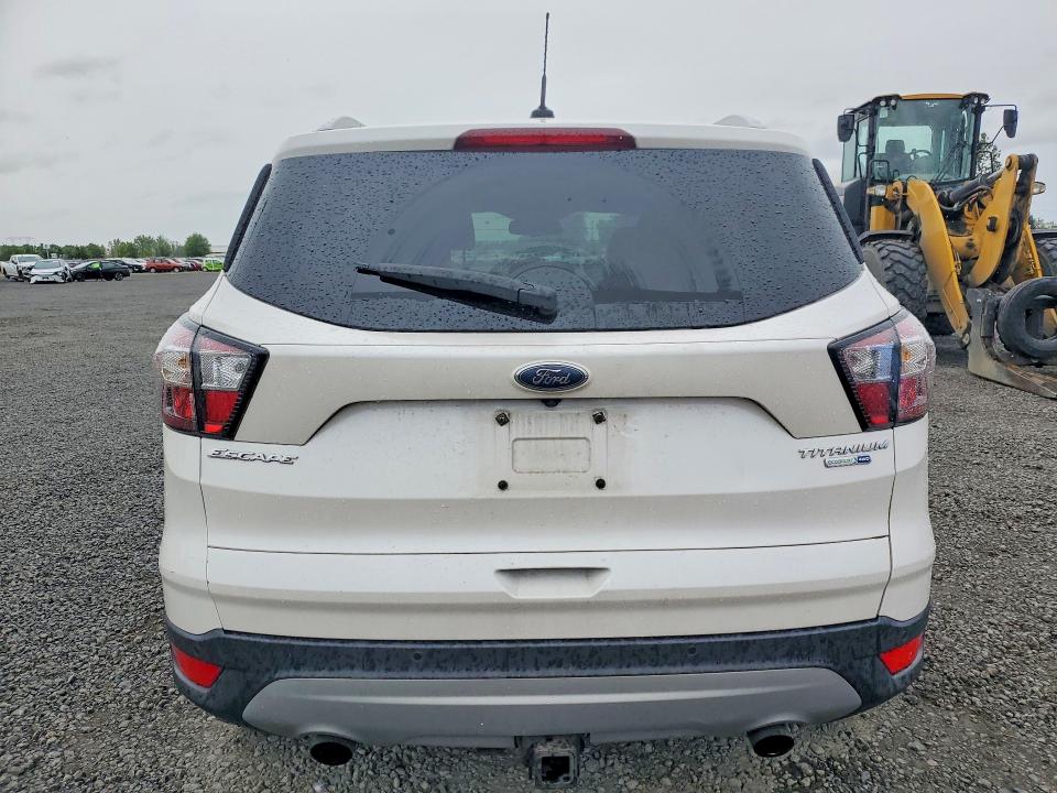 Auction sale of the 2017 Ford Escape, vin: 1FMCU9J90HUB61922, lot number: 56366306