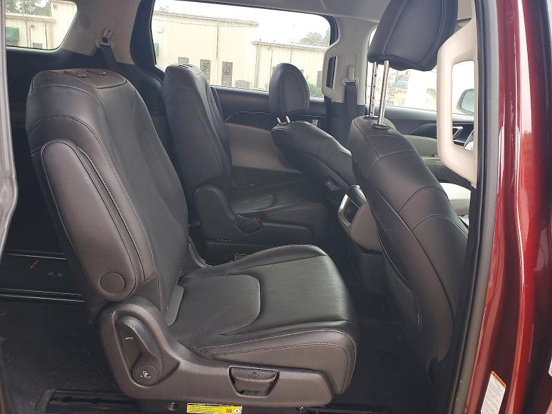 57086696 :رقم المزاد ، KNDNB5K32T6586674 vin ، 2026 Kia Carnival مزاد بيع