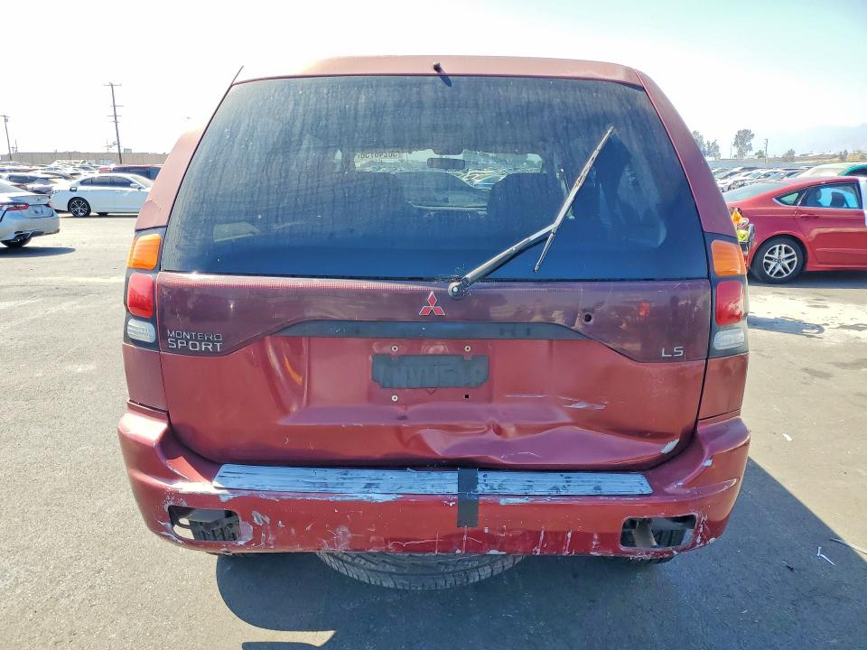 58240756 :رقم المزاد ، JA4LS31H9YP055508 vin ، 2000 Mitsubishi Montero مزاد بيع