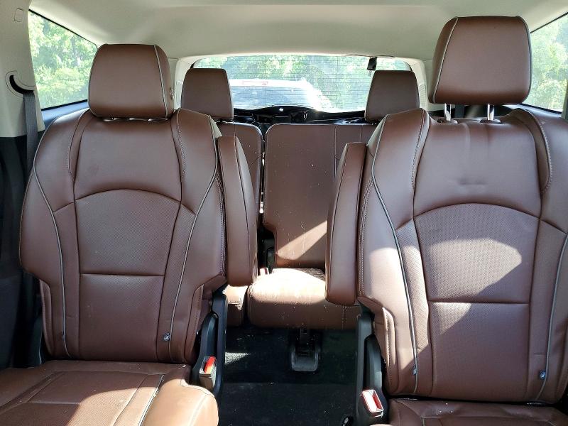 56576976 :رقم المزاد ، 5GAERDKW5JJ252327 vin ، 2018 Buick Enclave مزاد بيع
