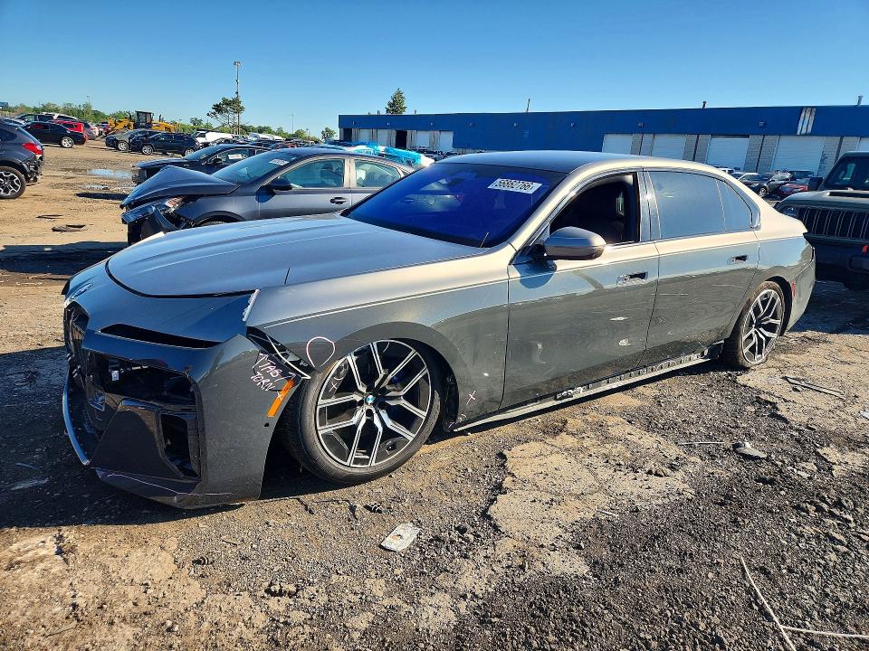 56862766 :رقم المزاد ، WBA33EJ04PCL98688 vin ، 2023 Bmw 760 مزاد بيع