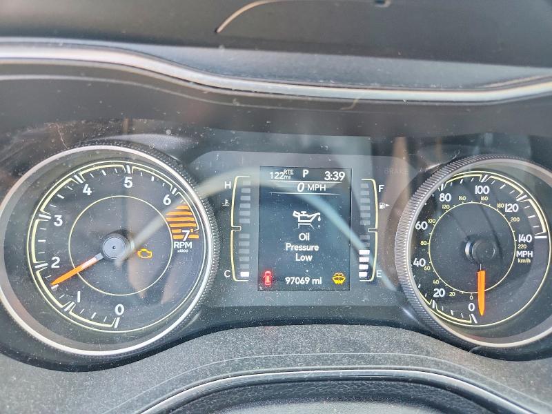 55219476 :رقم المزاد ، 1C4PJLCBXKD326703 vin ، 2019 Jeep Cherokee مزاد بيع