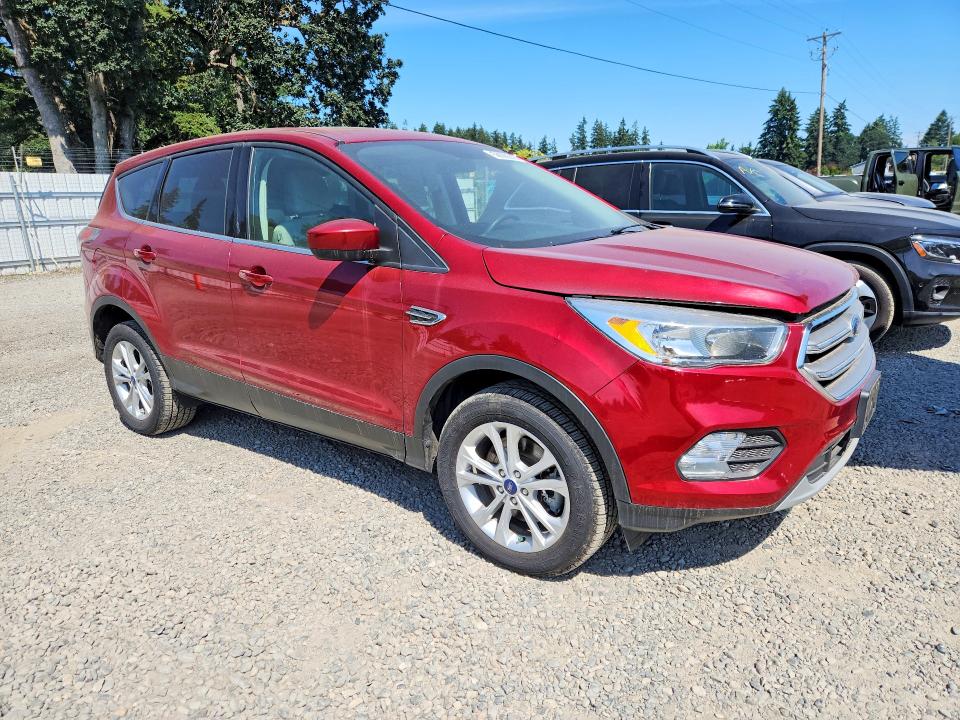 Продажа на аукционе авто 2017 Ford Escape, vin: 1FMCU9GD8HUA95227, номер лота: 58600916