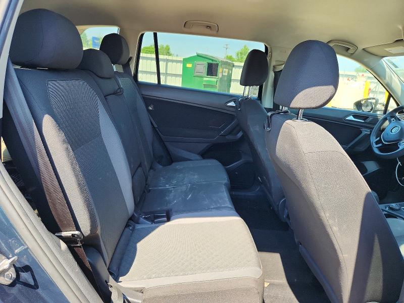 56598796 :رقم المزاد ، 3VV0B7AX5KM118285 vin ، 2019 Volkswagen Tiguan مزاد بيع