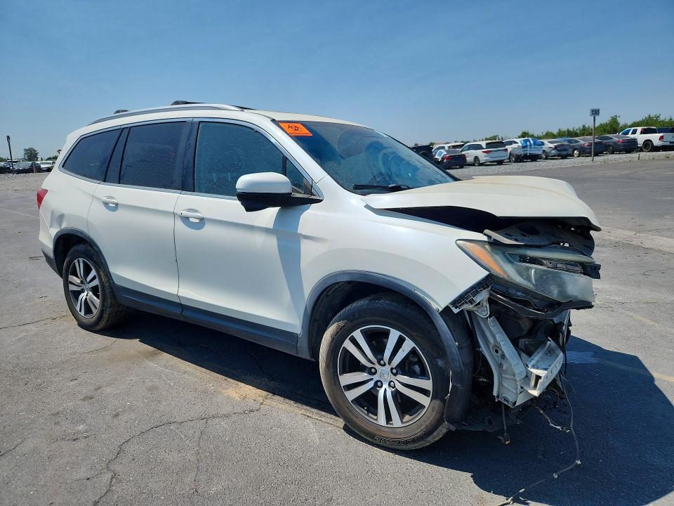 57970626 :رقم المزاد ، 5FNYF5H55JB012422 vin ، 2018 Honda Pilot مزاد بيع