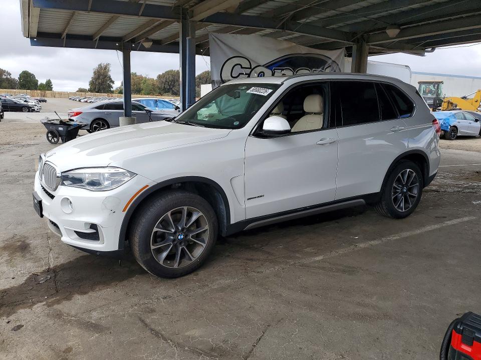 58980226 :رقم المزاد ، 5UXKR2C32H0X04646 vin ، 2017 Bmw X5 مزاد بيع
