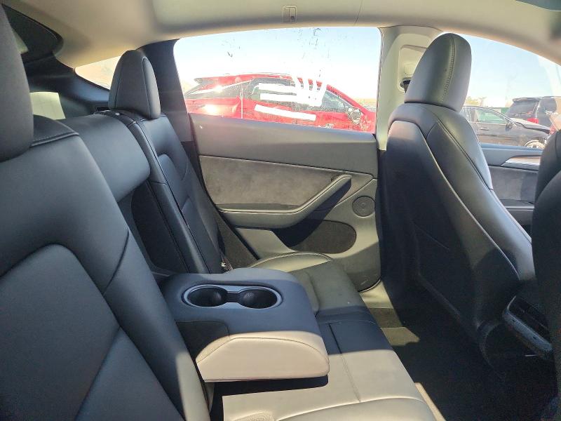 55634126 :رقم المزاد ، 7SAYGDED7RA335305 vin ، 2024 Tesla Model Y مزاد بيع