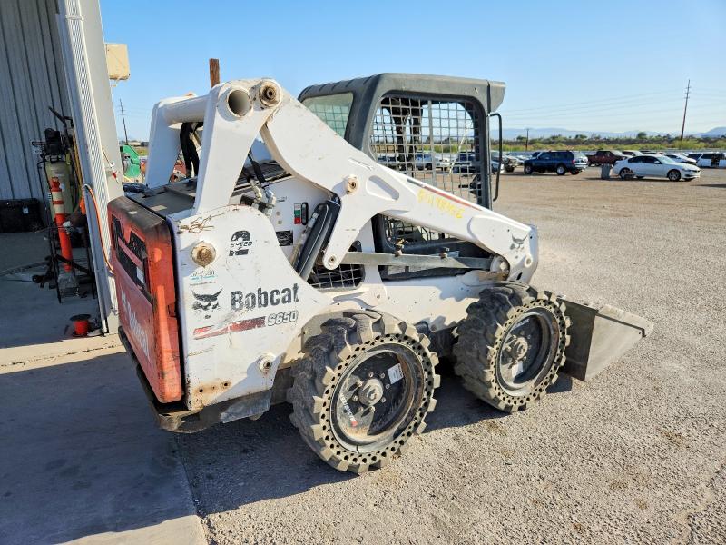 55198356 :رقم المزاد ، A3NV23578 vin ، 2014 Bobcat Skid Steer مزاد بيع