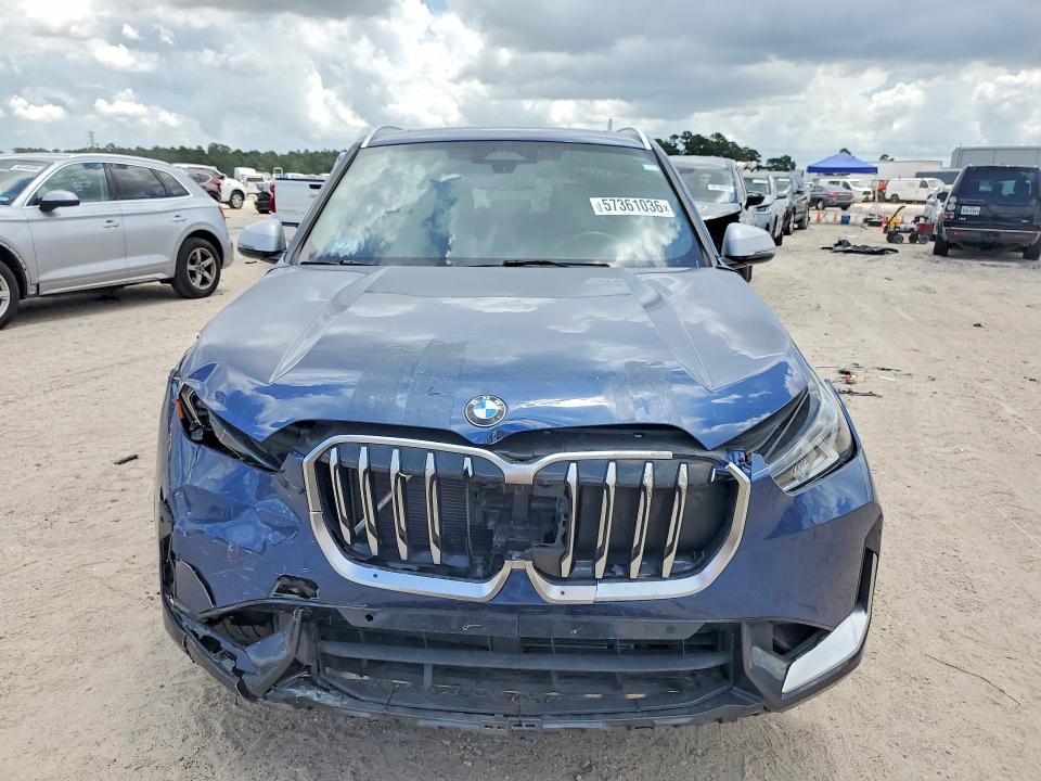 57361036 :رقم المزاد ، WBX73EF00P5W15142 vin ، 2023 Bmw X1 مزاد بيع