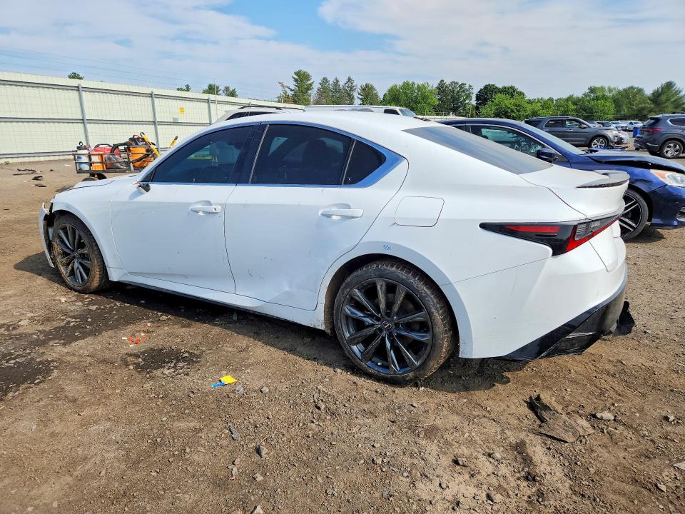 56038216 :رقم المزاد ، JTHGZ1E24N5023990 vin ، 2022 Lexus Is مزاد بيع