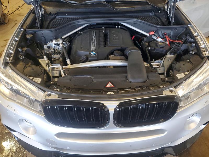 55653056 :رقم المزاد ، 5UXKR0C53F0P18025 vin ، 2015 Bmw X5 مزاد بيع