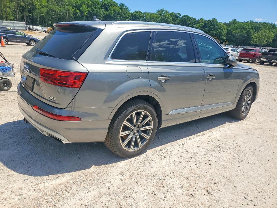 Продажа на аукционе авто 2017 Audi Q7, vin: WA1LAAF78HD026994, номер лота: 55696076