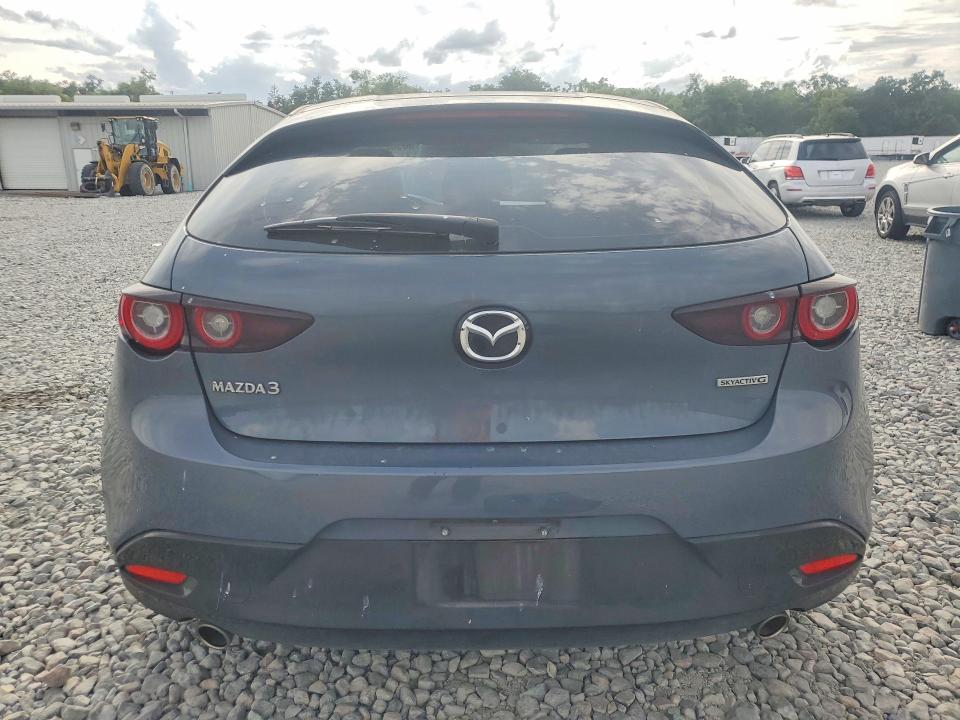 56502336 :رقم المزاد ، JM1BPALL8N1515720 vin ، 2022 Mazda 3 مزاد بيع
