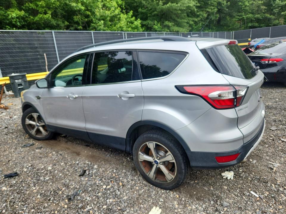 2017 Ford Escape მანქანა იყიდება აუქციონზე, vin: 1FMCU9GD1HUC16678, აუქციონის ნომერი: 58234076